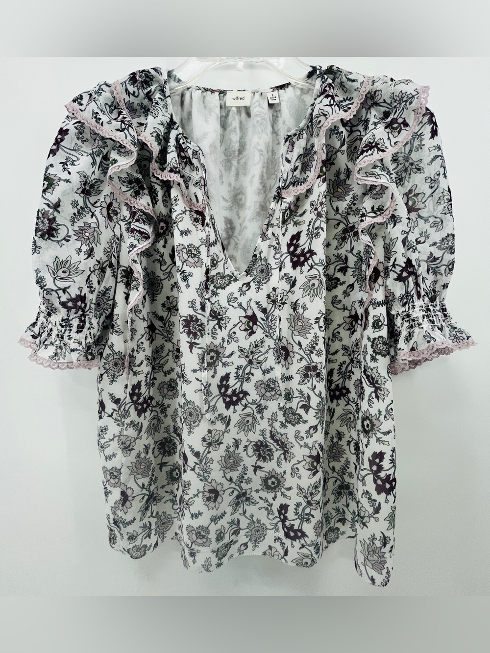 Wilfred Aritzia Floral Ruffle V-Neck Blouse Size Small